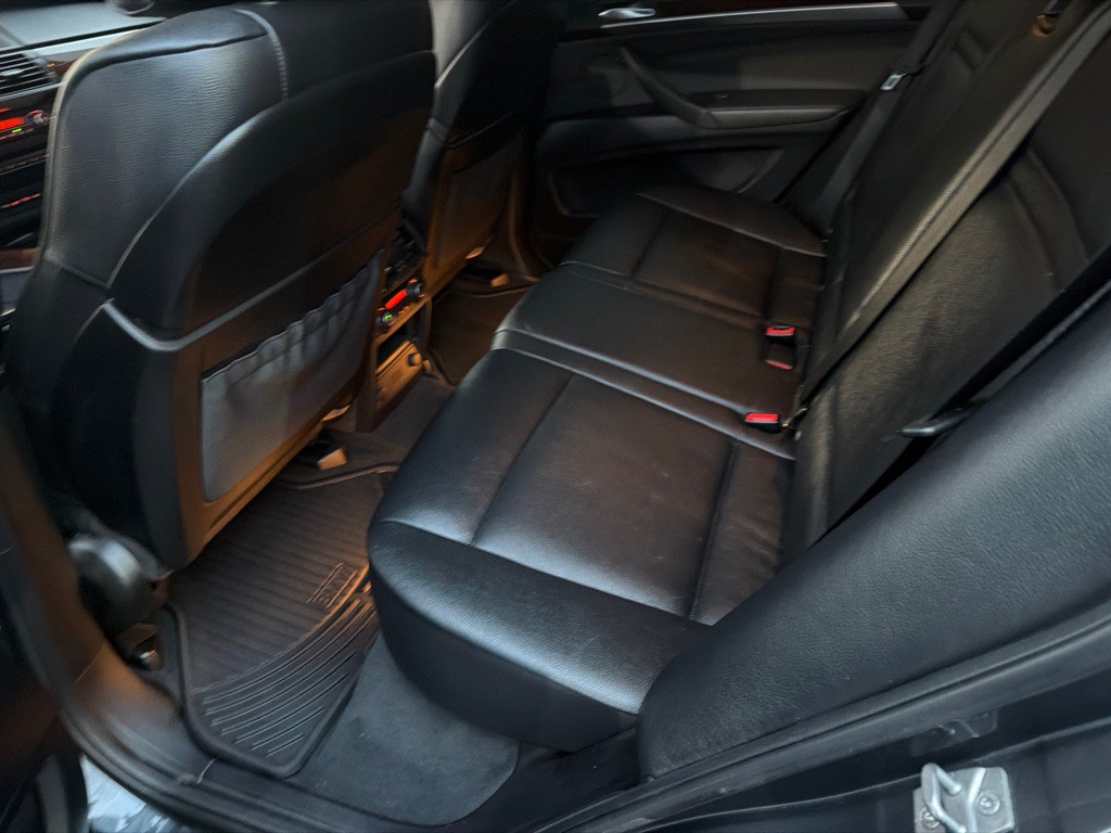 2012 BMW X5 Image 10