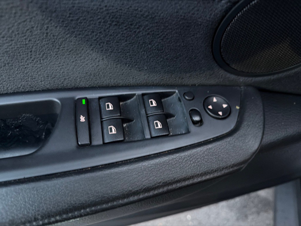 2012 BMW X5 Image 16