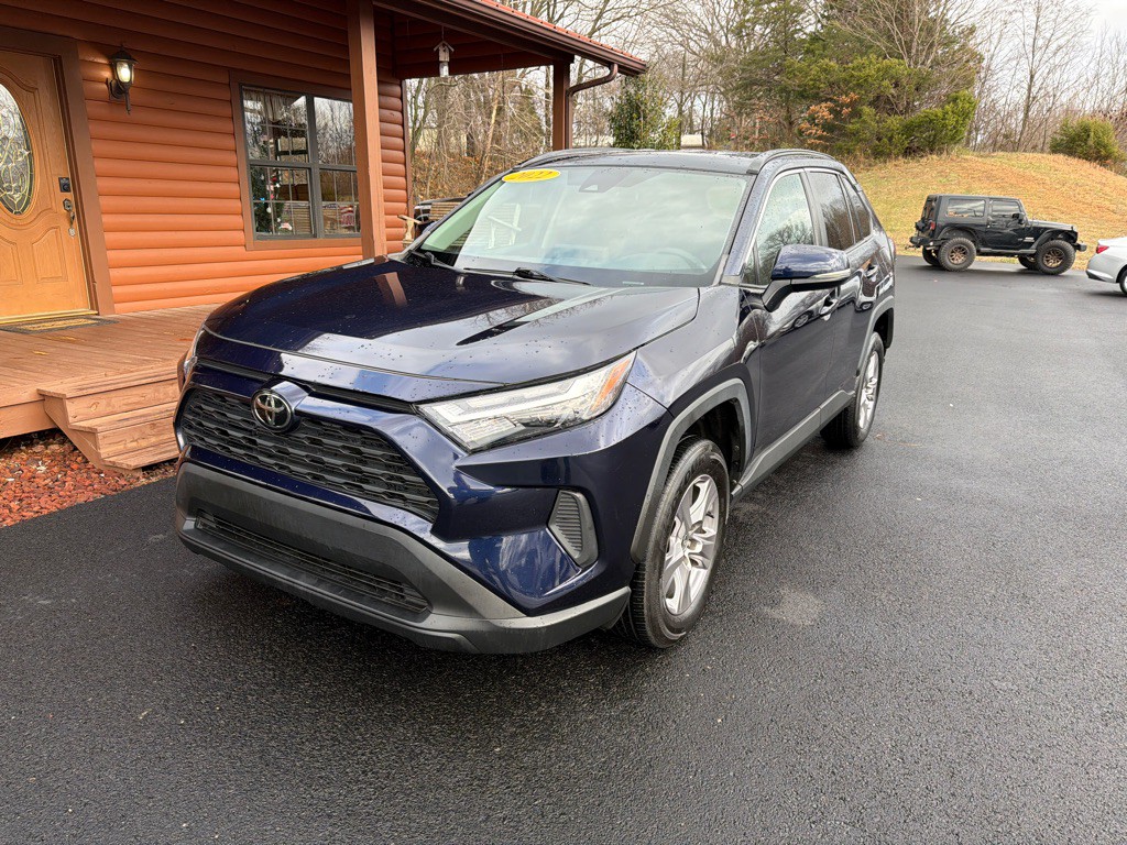 2022 Toyota Rav4 Image 2
