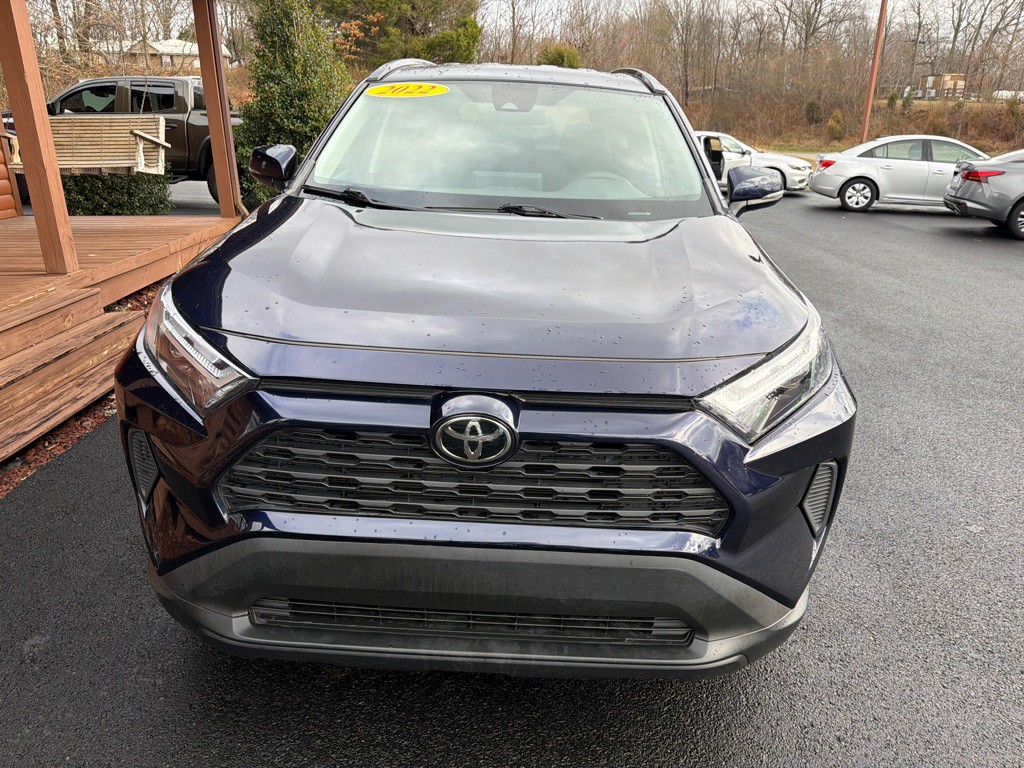 2022 Toyota Rav4 Image 3