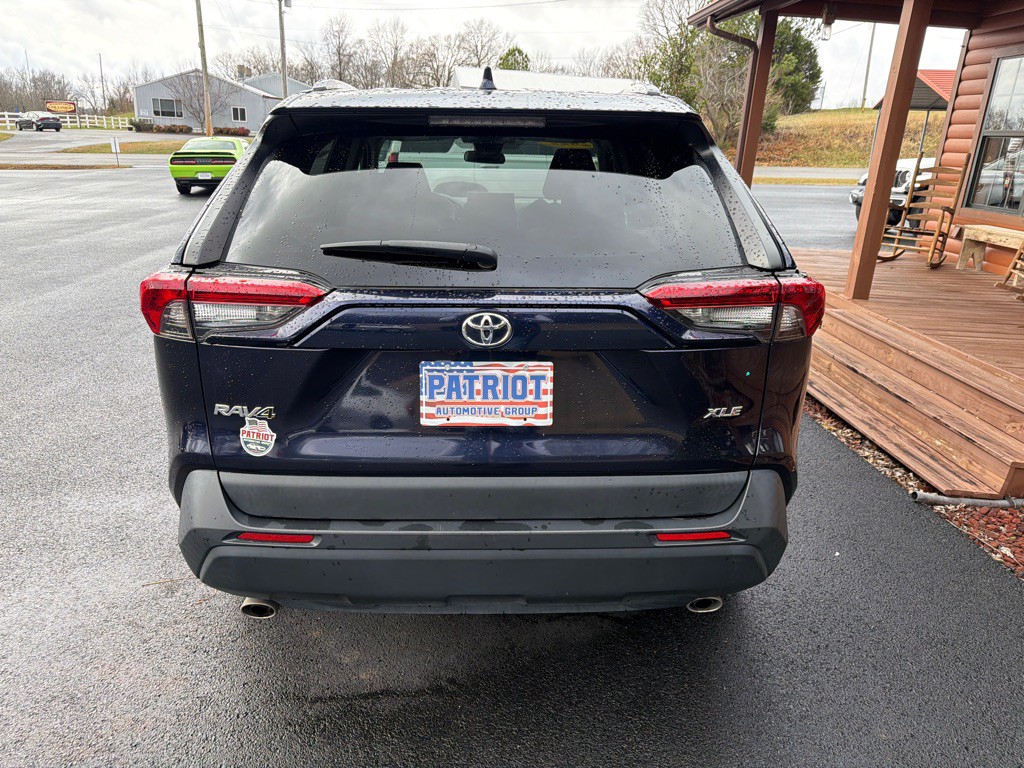 2022 Toyota Rav4 Image 8