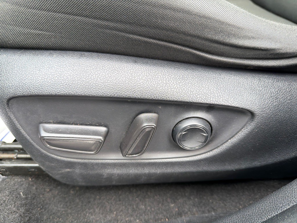 2022 Toyota Rav4 Image 16