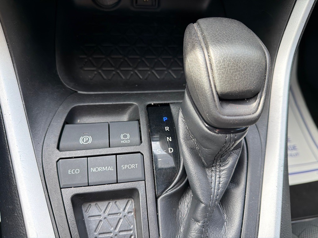 2022 Toyota Rav4 Image 21