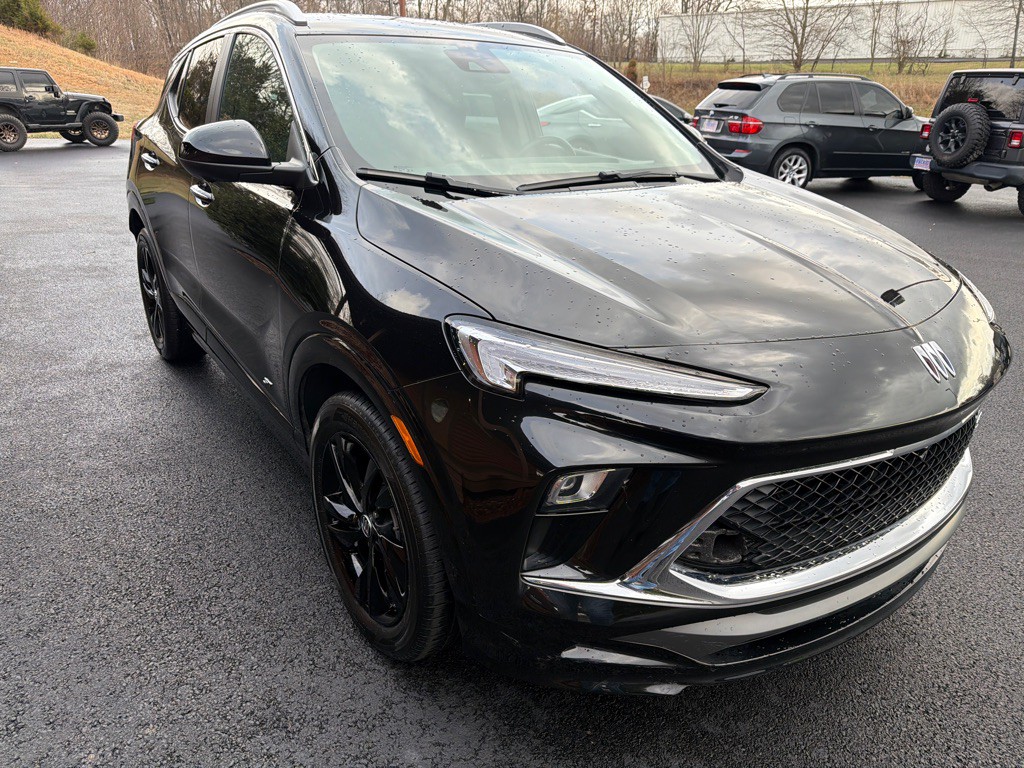 2025 Buick Enclave Image 4