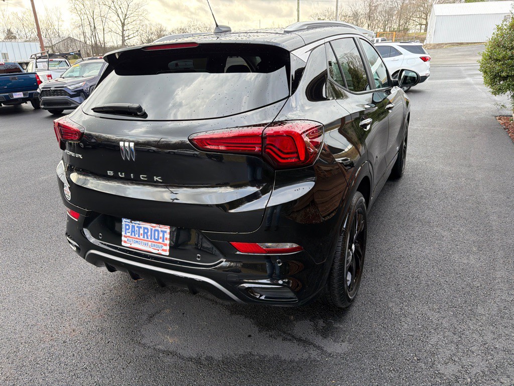 2025 Buick Enclave Image 7