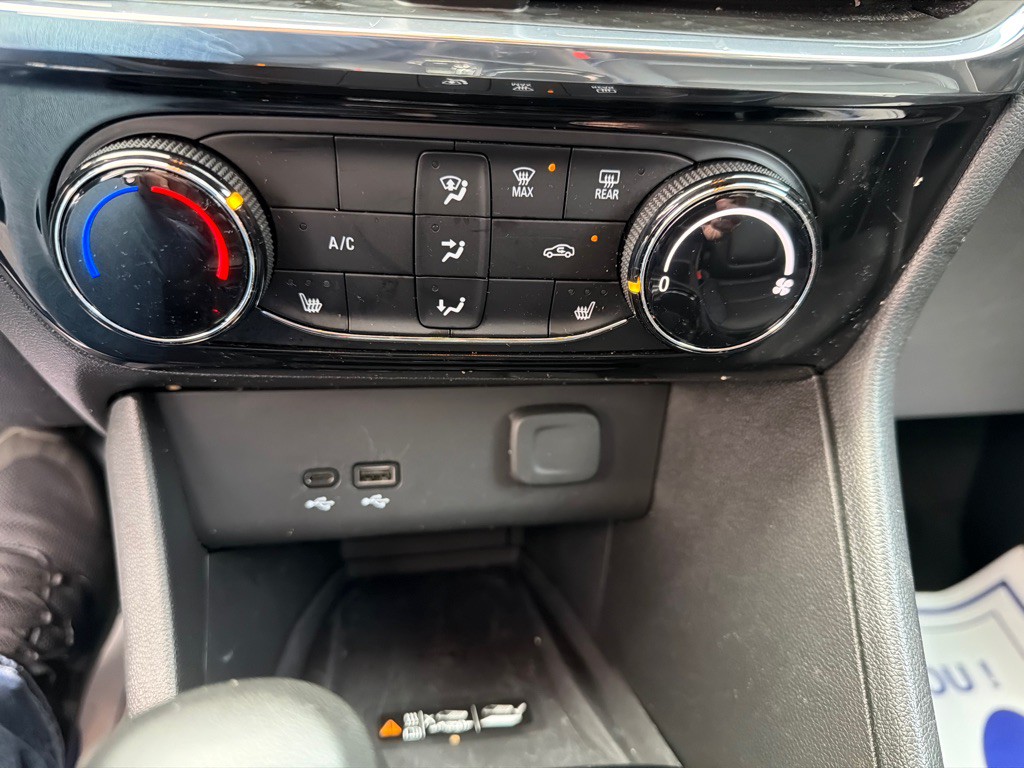 2025 Buick Enclave Image 21