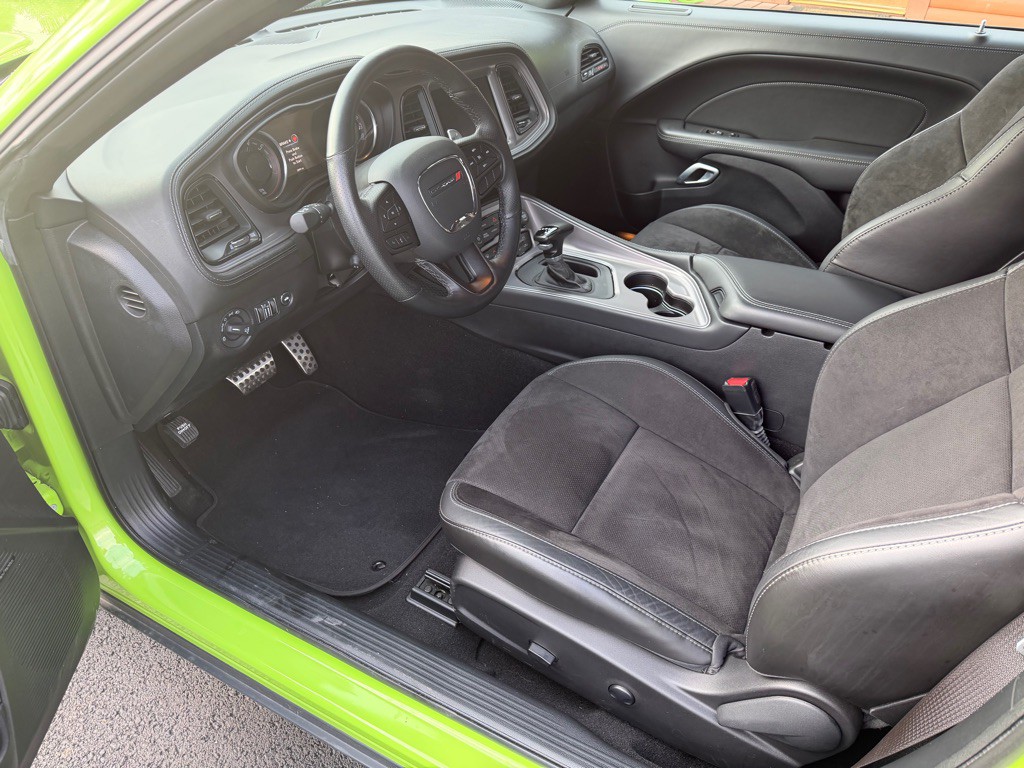 2023 Dodge Challenger Image 8