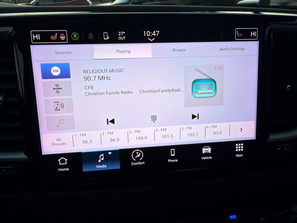 2022 Chrysler Pacifica Image 18