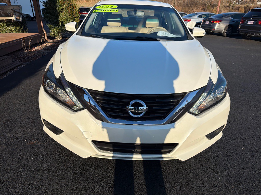 2018 Nissan Altima Image 3