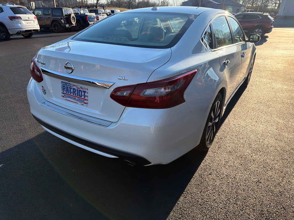 2018 Nissan Altima Image 7