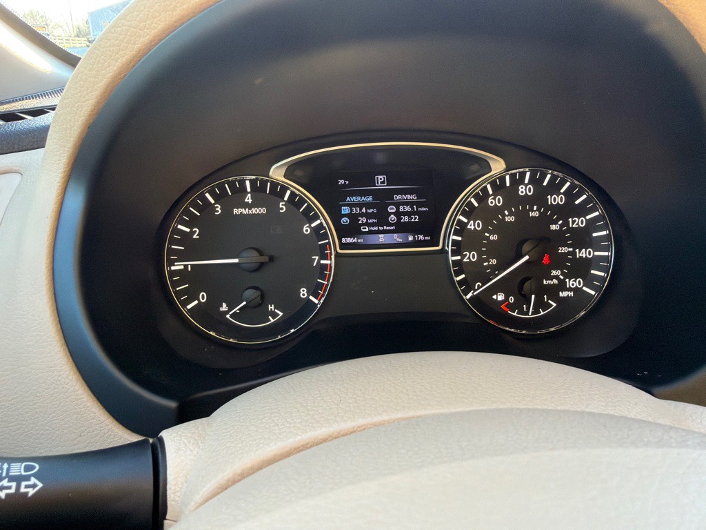 2018 Nissan Altima Image 17