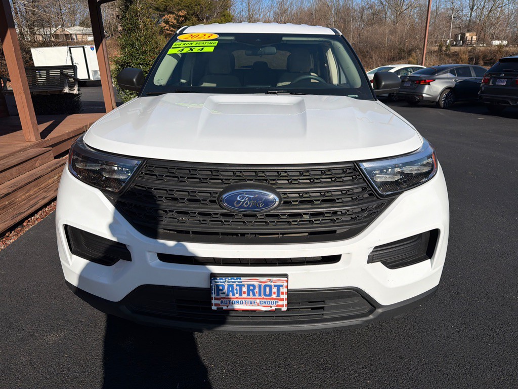 2023 Ford Explorer Image 3