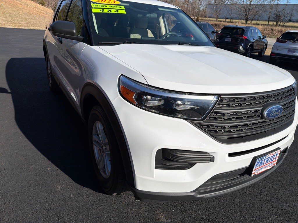 2023 Ford Explorer Image 4