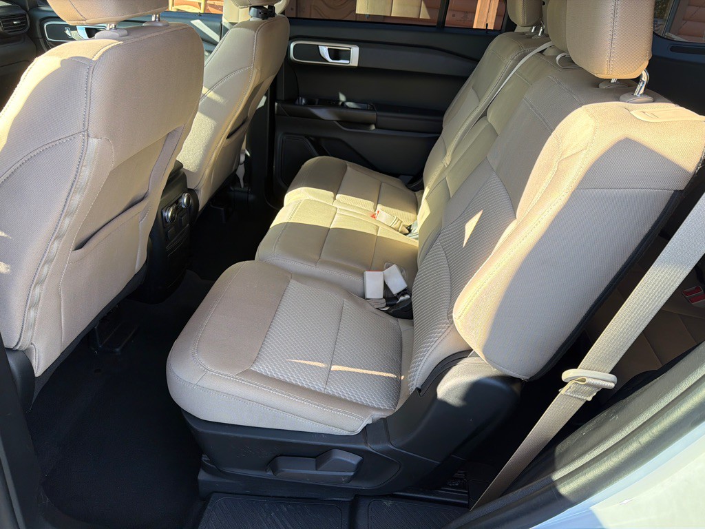 2023 Ford Explorer Image 12
