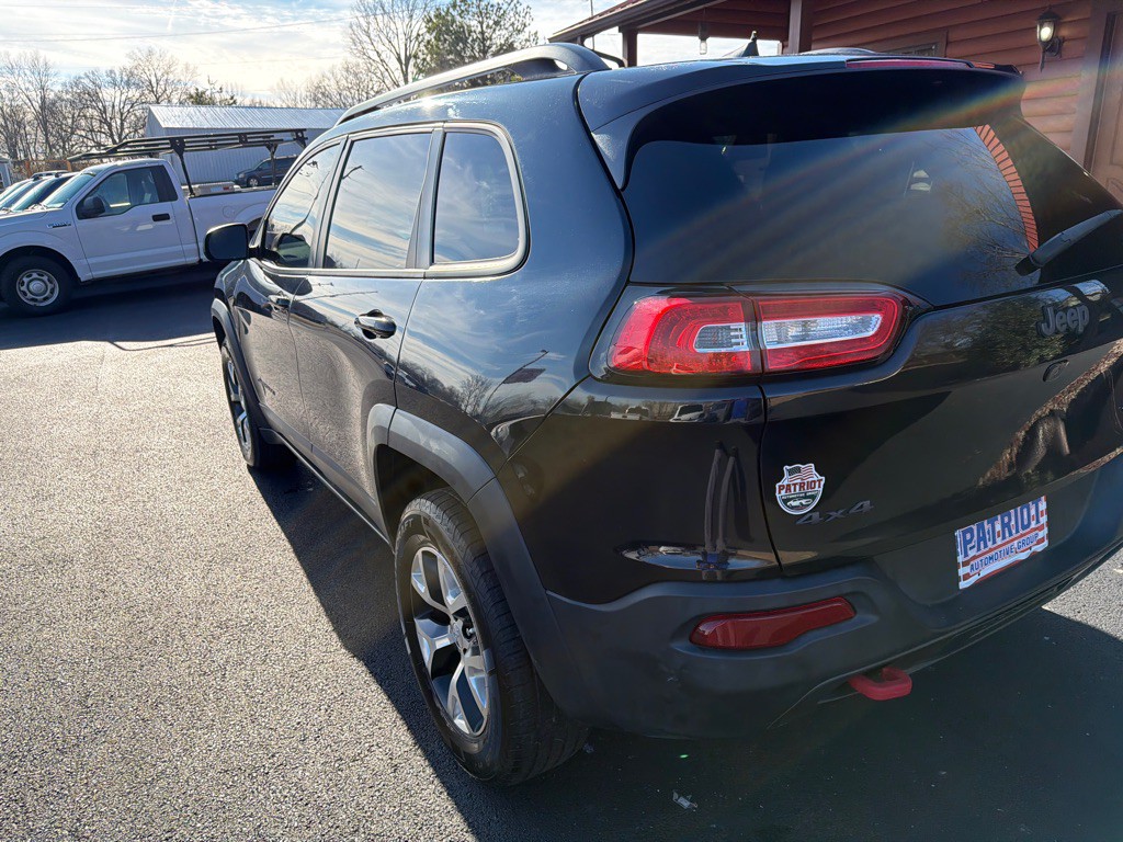 2015 Jeep Cherokee Image 12