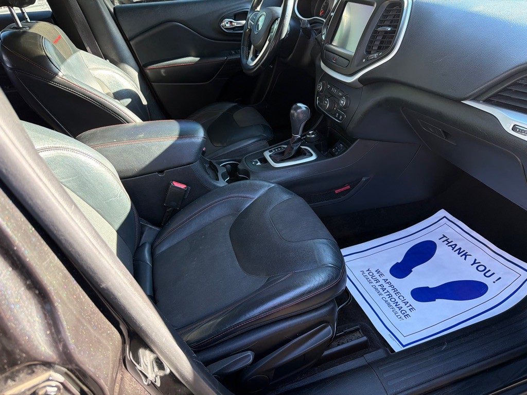 2015 Jeep Cherokee Image 15