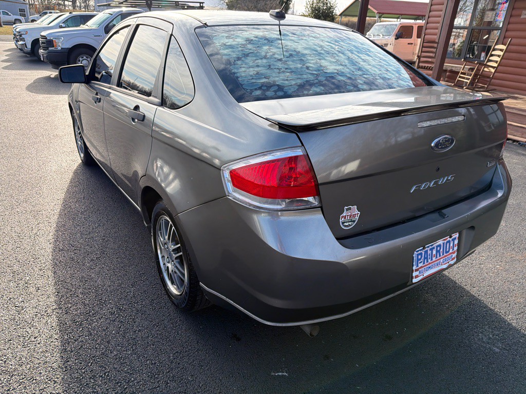 2011 Ford Focus Image 7
