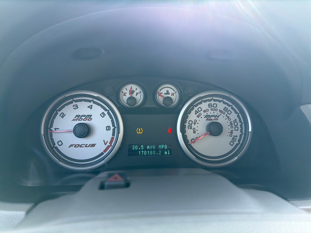 2011 Ford Focus Image 12