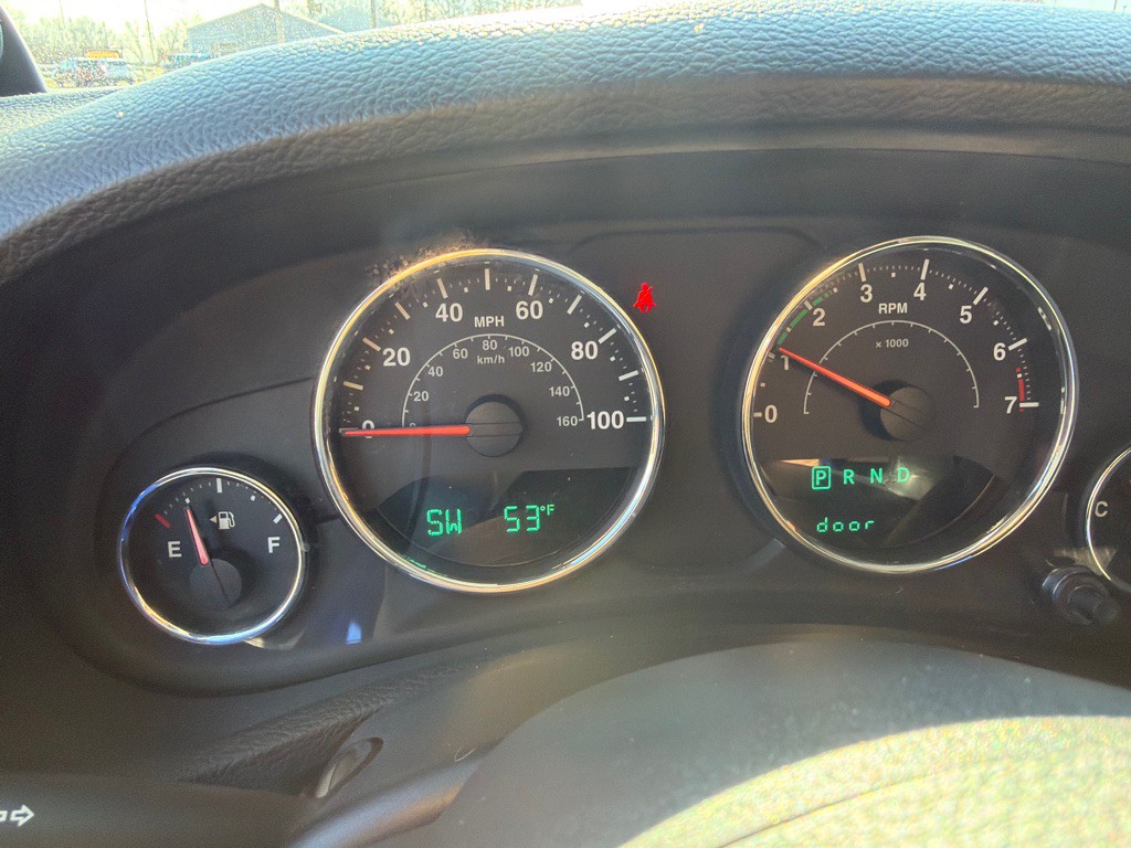 2012 Jeep Wrangler Image 14