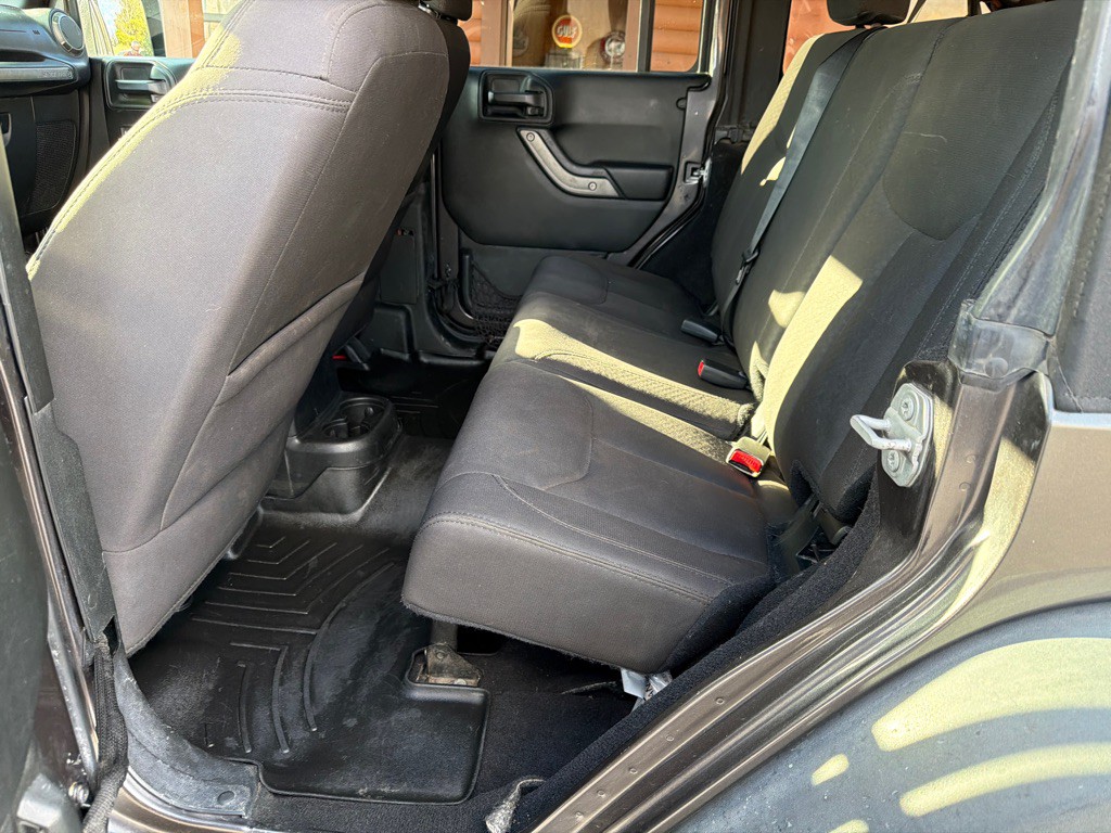 2018 Jeep Wrangler Image 10