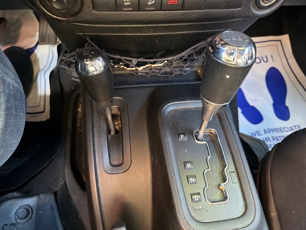 2018 Jeep Wrangler Image 16