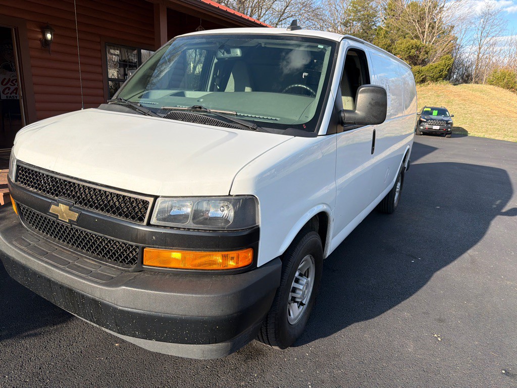 2021 Chevrolet Express Image 2