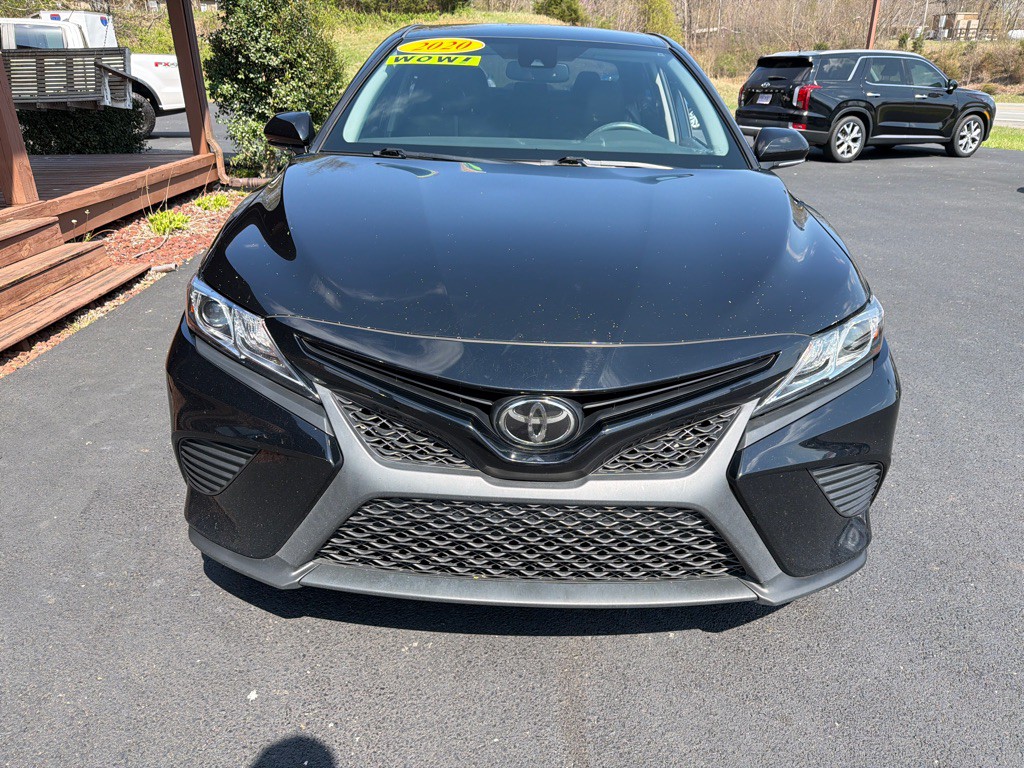 2020 Toyota Camry Image 3
