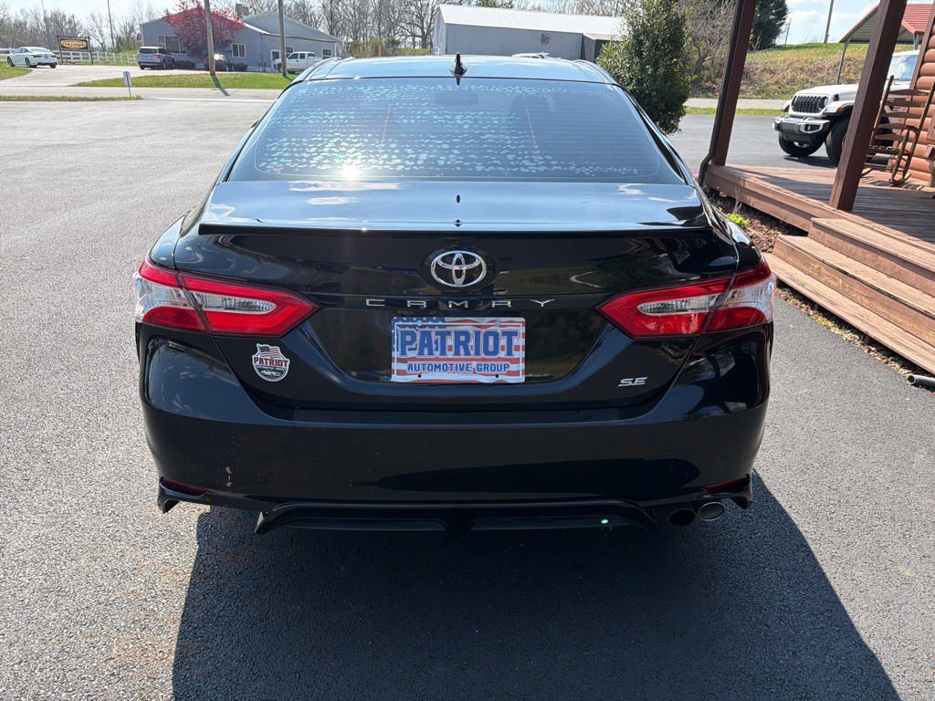 2020 Toyota Camry Image 9