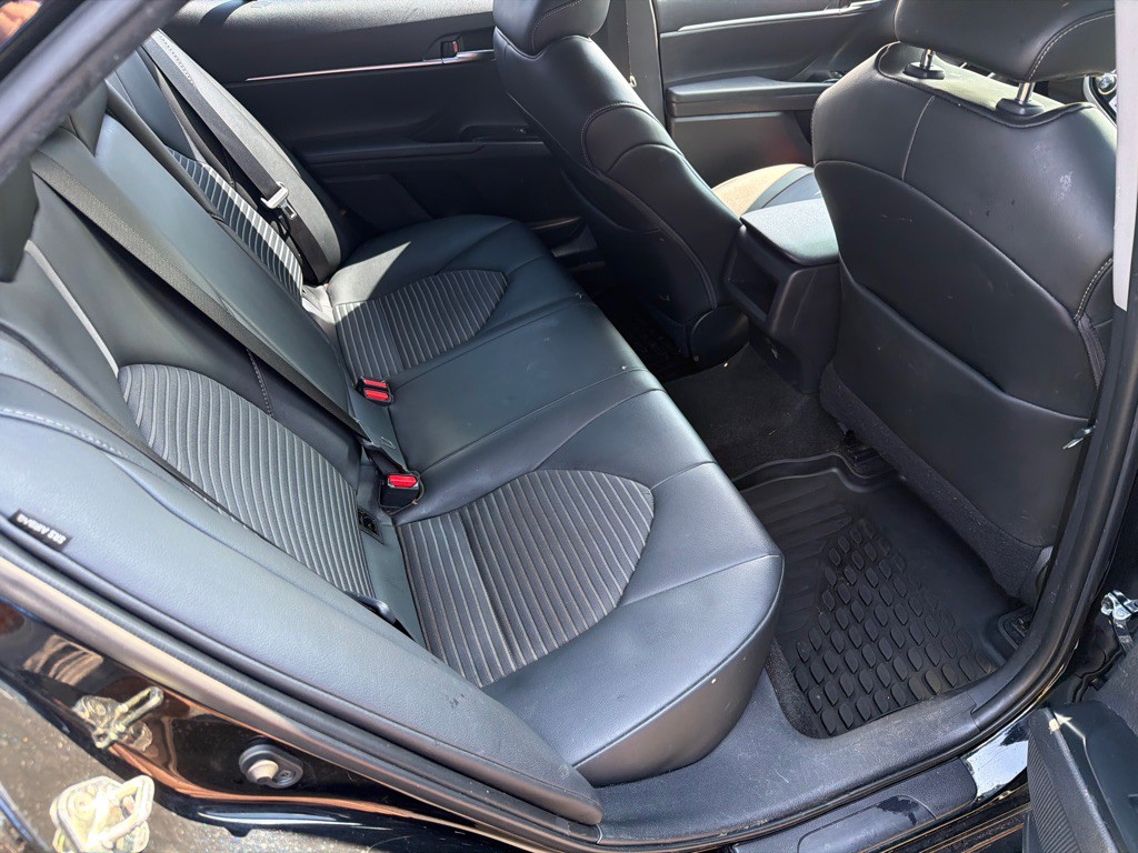 2020 Toyota Camry Image 15