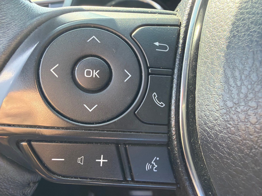 2020 Toyota Camry Image 22