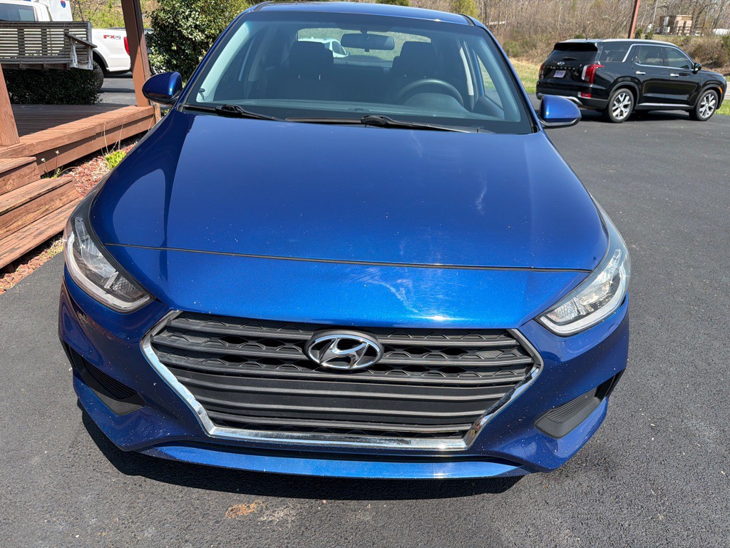 2022 Hyundai Accent Image 3