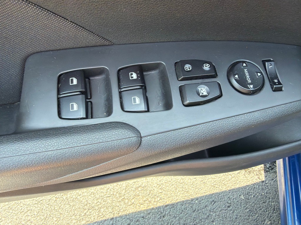 2022 Hyundai Accent Image 16