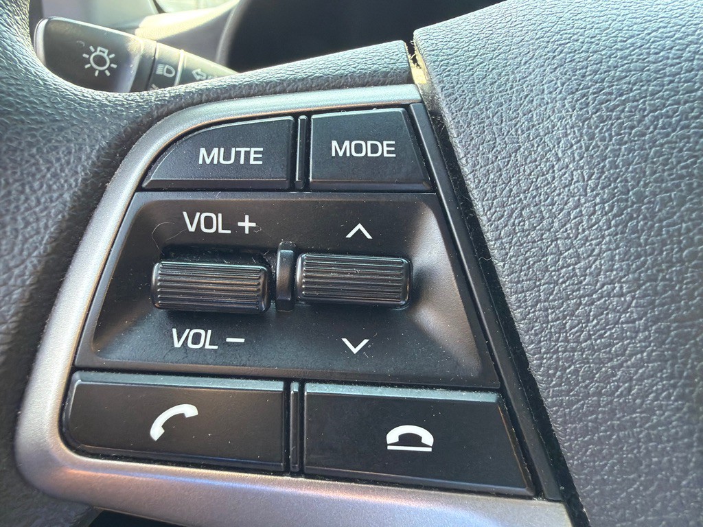 2022 Hyundai Accent Image 23