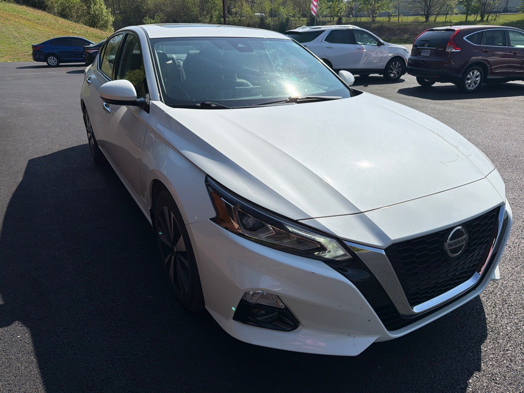 2021 Nissan Altima Image 4