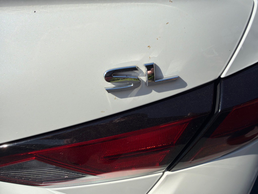 2021 Nissan Altima Image 9