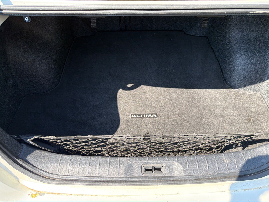 2021 Nissan Altima Image 14