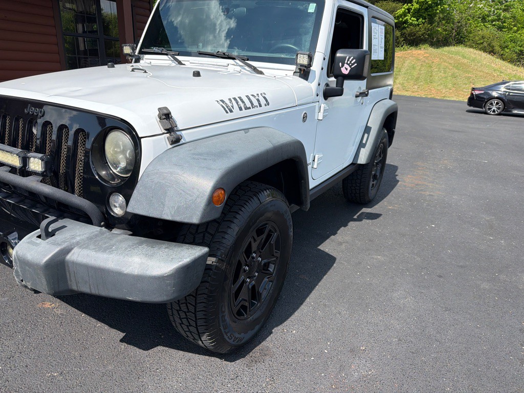 2017 Jeep Wrangler Image 2