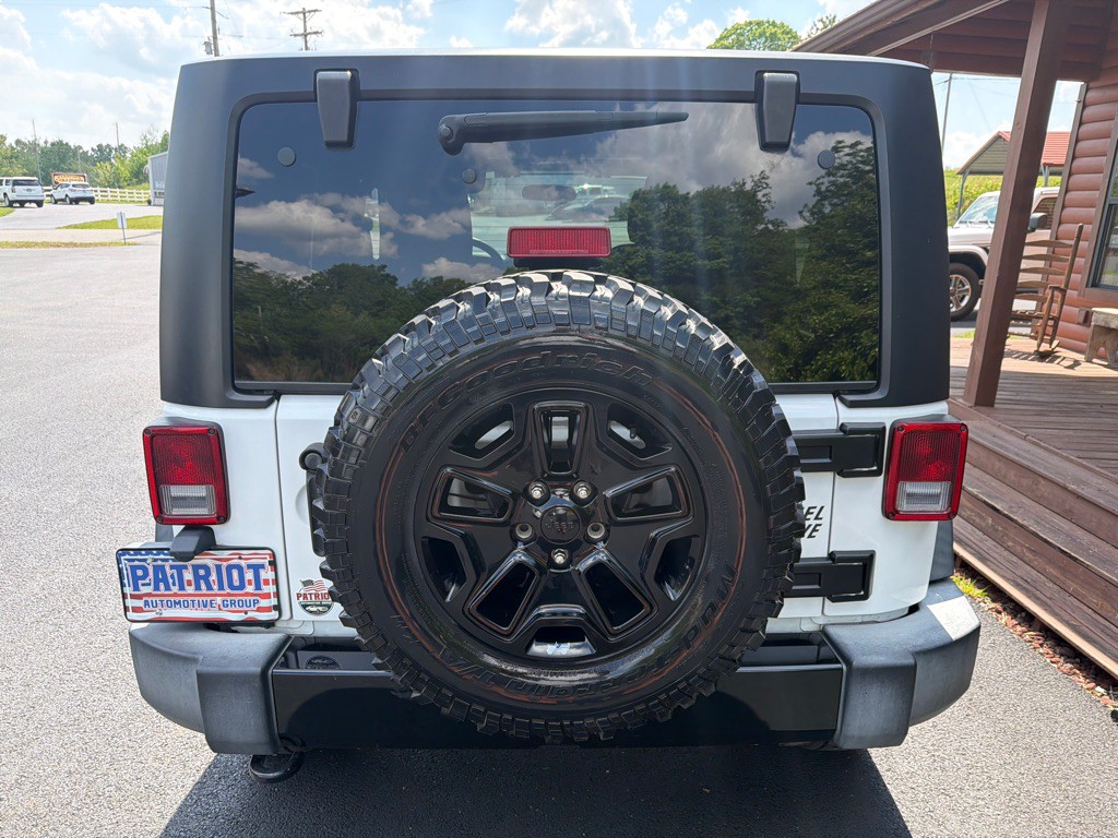 2017 Jeep Wrangler Image 7