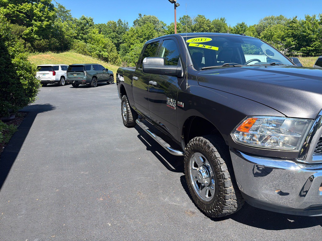 2017 RAM 2500 Image 3