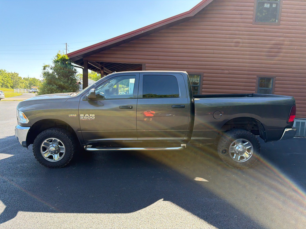 2017 RAM 2500 Image 4