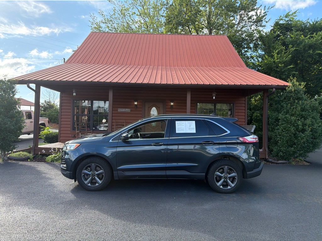 2022 Ford Edge Image 1