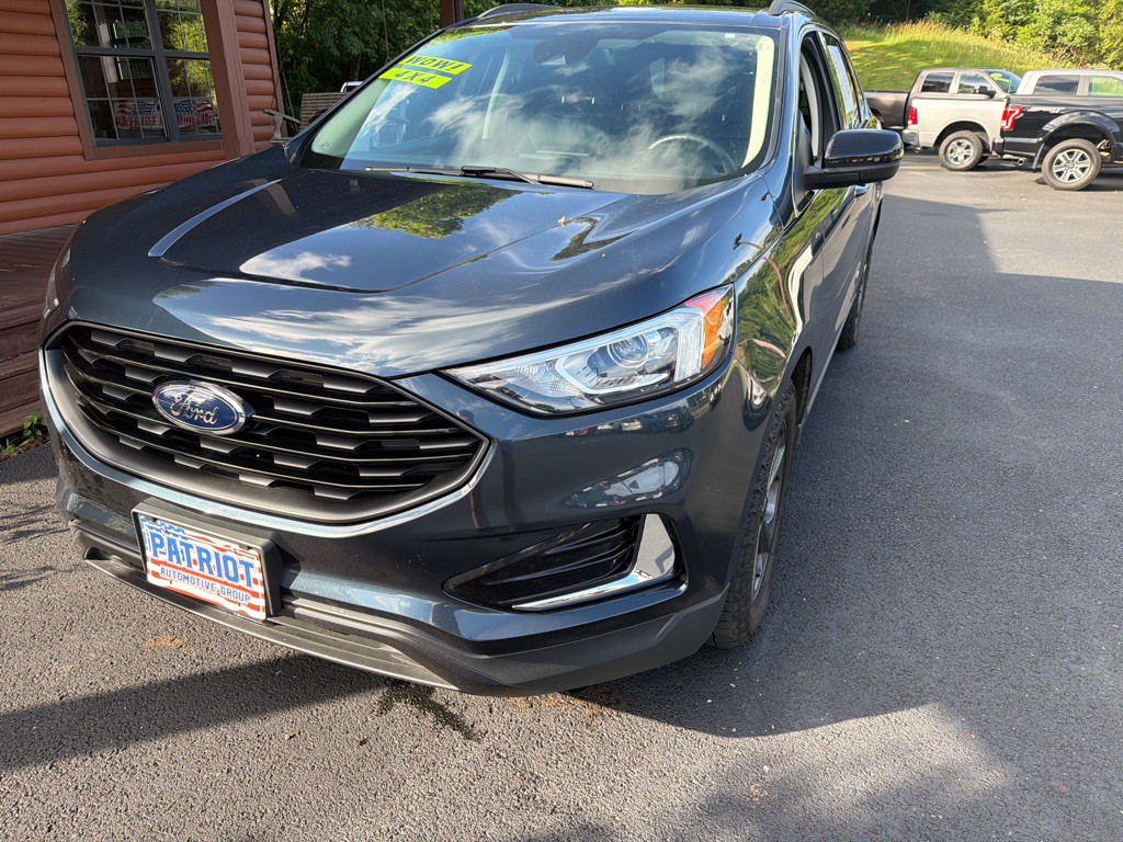 2022 Ford Edge Image 3