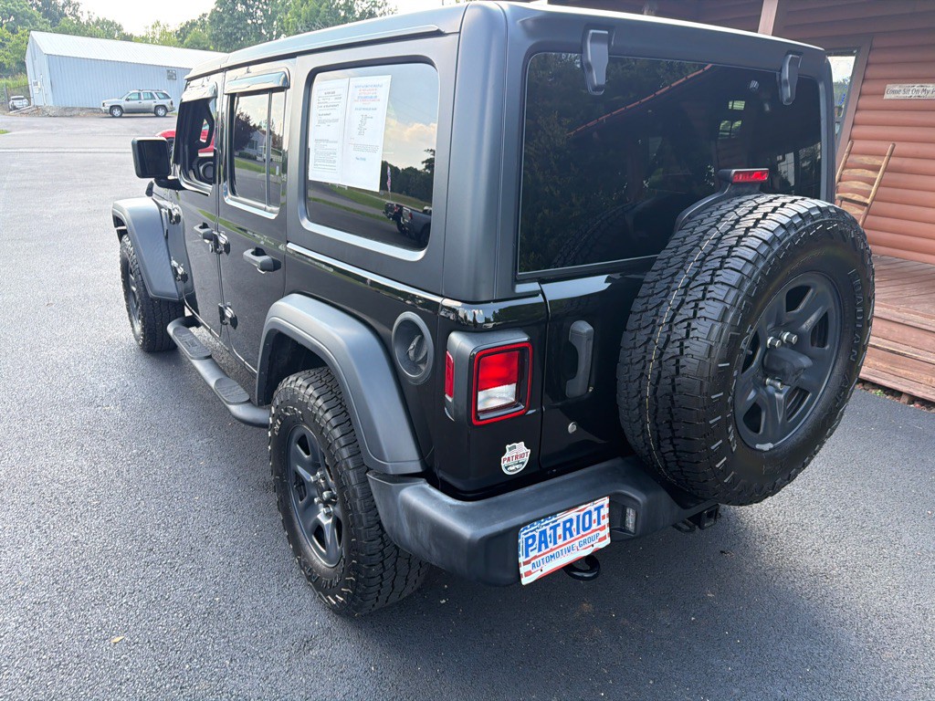 2018 Jeep Wrangler Unlimited Image 9
