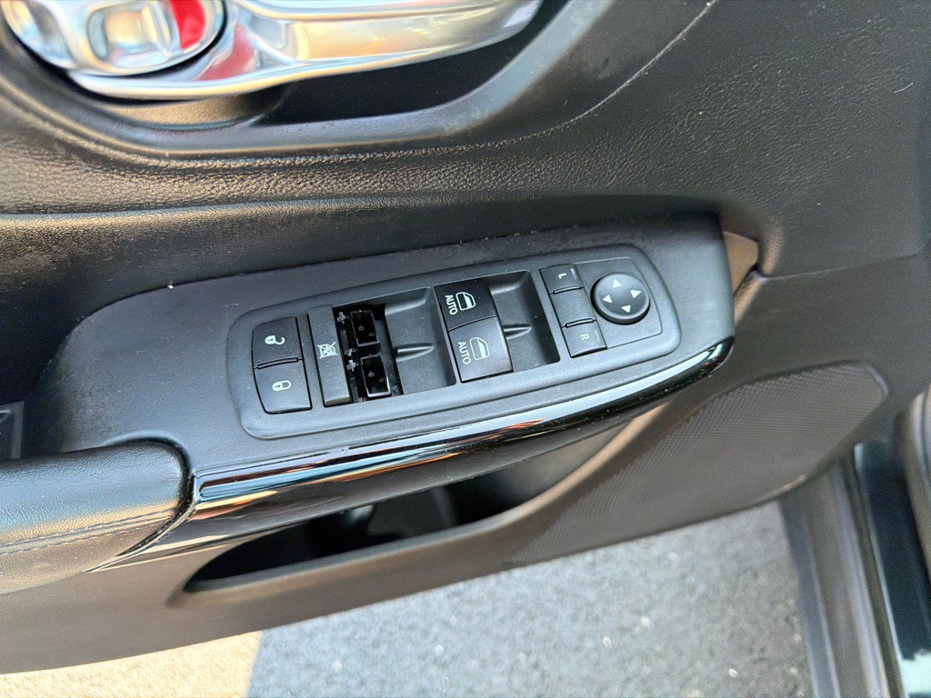 2019 Jeep Cherokee Image 17