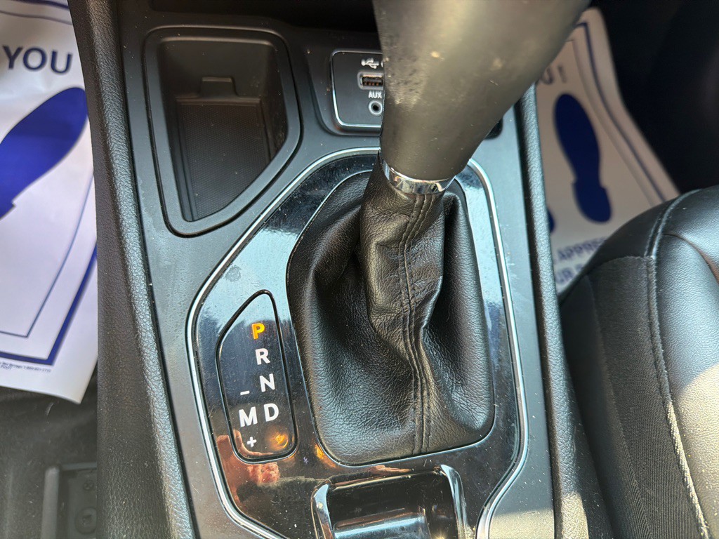 2019 Jeep Cherokee Image 24