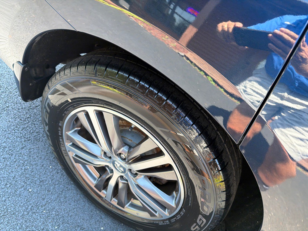 2017 INFINITI QX60 Image 7