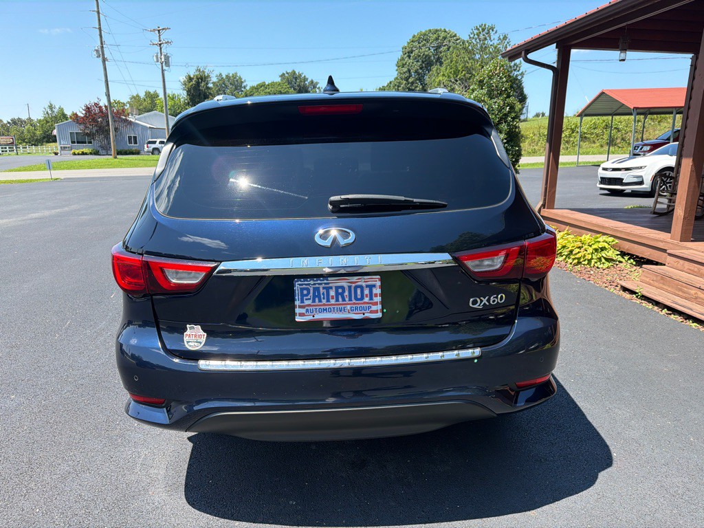 2017 INFINITI QX60 Image 11