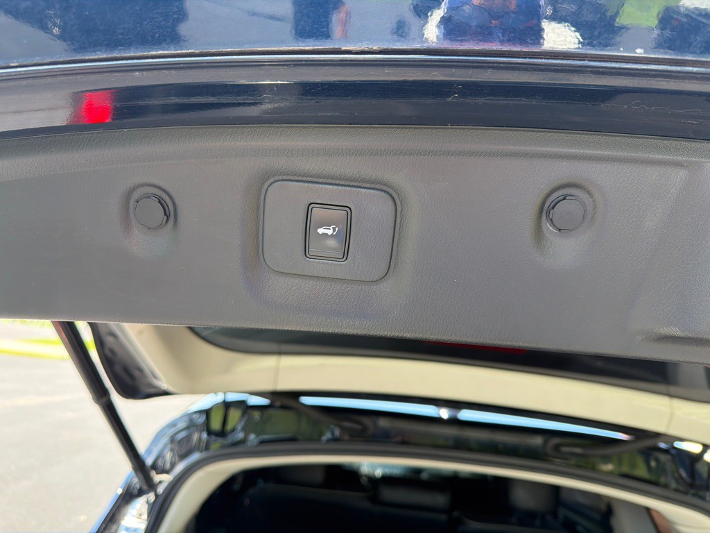 2017 INFINITI QX60 Image 13