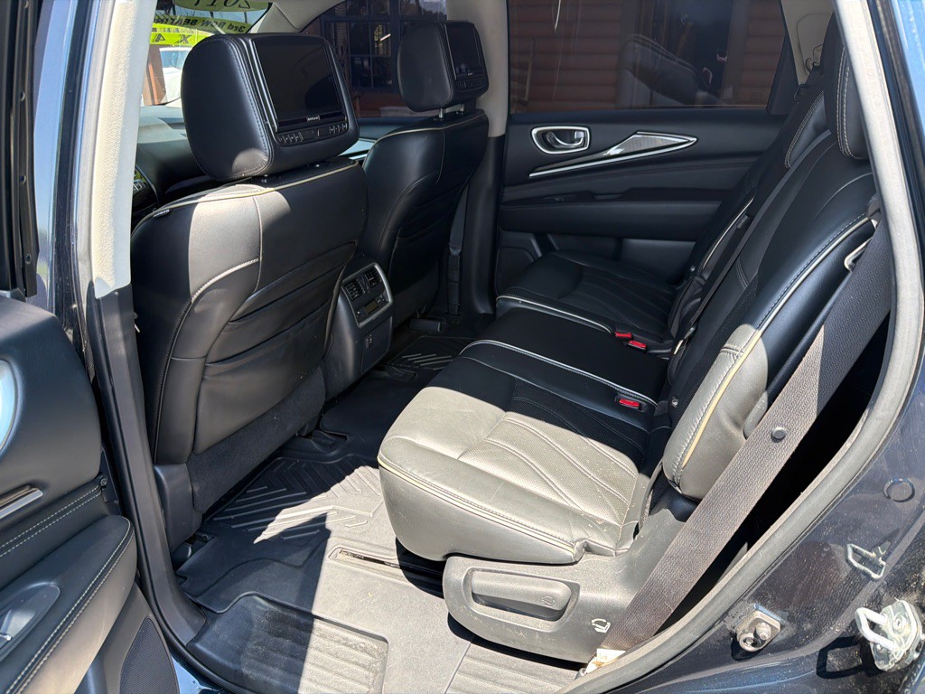 2017 INFINITI QX60 Image 16