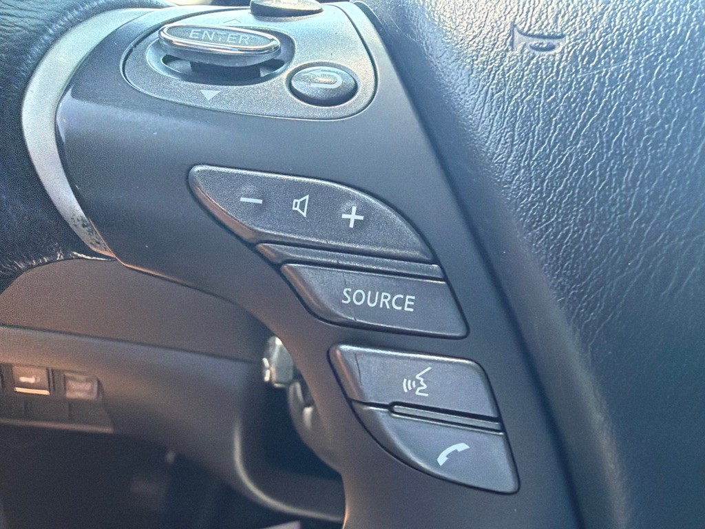 2017 INFINITI QX60 Image 28
